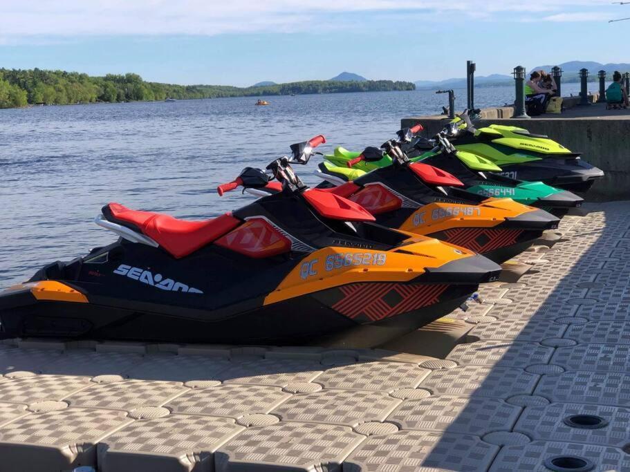 *Nouveaute* Foyer Au Bois, Plage, Montagne Et + Magog Екстериор снимка